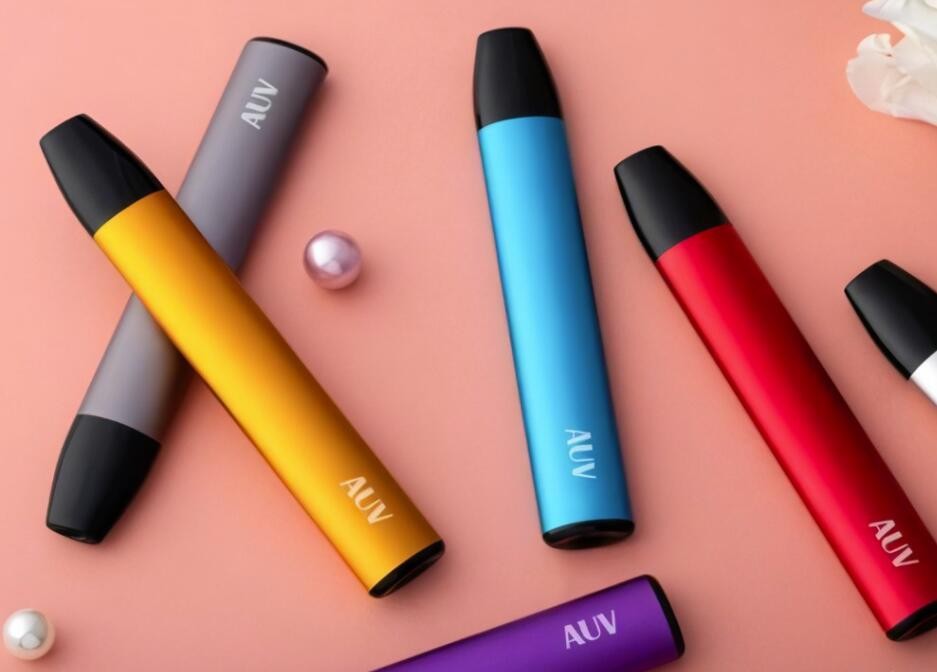 给电子烟充电的时候需要把烟弹取下来吗 电子烟充电用把烟弹拿下去吗